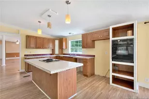 6322 Aladdin Dr, Hope Mills, NC 28348 - Photo 10