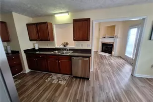 3681 Pioneer Dr, Hope Mills, NC 28348 - Photo 12