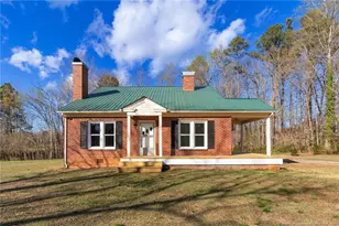 2200 W 3rd St, Siler City, NC 27344 - Photo 2