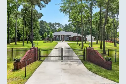 2204 Honey Lane, Hope Mills, NC 28348 - Photo 2