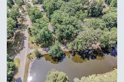 2107 S Shoreline Drive, Sanford, NC 27330 - Photo 2