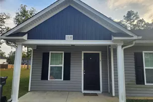 110 E 7th Ave, Raeford, NC 28376 - Photo 1