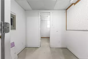 421 Early St, Fayetteville, NC 28311 - Photo 30