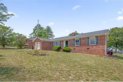7128 Ashwood Circle, Fayetteville, NC 28303 - Photo 4
