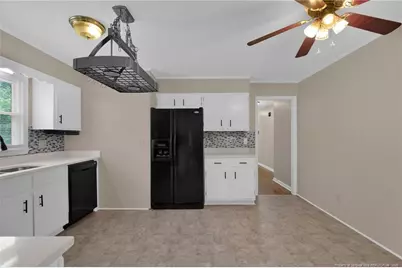 7128 Ashwood Circle, Fayetteville, NC 28303 - Photo 12