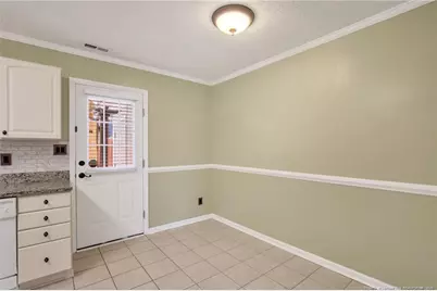 425 Cityview Lane, Fayetteville, NC 28301 - Photo 10
