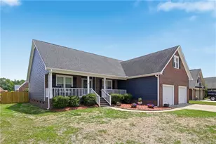 3005 Beringer Dr, Fayetteville, NC 28306 - Photo 4