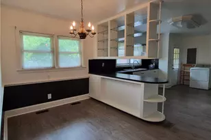 505 W 24th St, Lumberton, NC 28358 - Photo 14