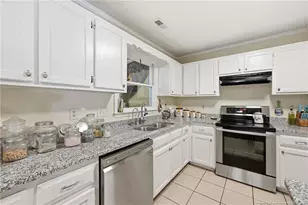 5499 Landview Pl, Hope Mills, NC 28348 - Photo 12