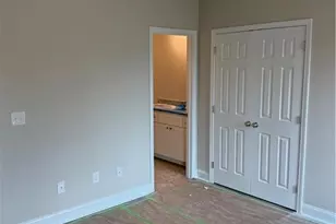 308 Lee St, Spring Lake, NC 28390 - Photo 6