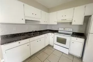 4959-C Galveston Dr, Fayetteville, NC 28303 - Photo 8