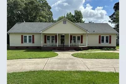 2508 N Roberts Avenue N, Lumberton, NC 28358 - Photo 1