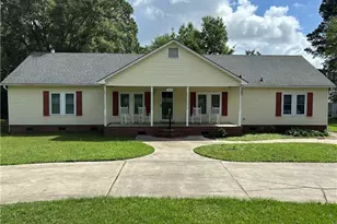 2508 N Roberts Ave N, Lumberton, NC 28358 - Photo 1