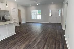 120 McNeill St, Hope Mills, NC 28314 - Photo 4