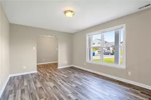 924 Scully Dr, Fayetteville, NC 28314 - Photo 8