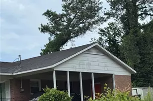 7314 Hyannis Dr, Fayetteville, NC 28304 - Photo 2