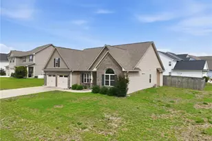 3313 Michler Ln, Fayetteville, NC 28304 - Photo 2