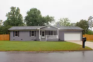 631 Garfield Dr, Fayetteville, NC 28303 - Photo 1
