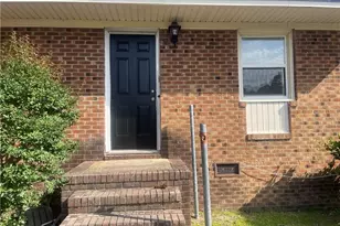 4959-G Fieldcrest Dr, Fayetteville, NC 28303 - Photo 2