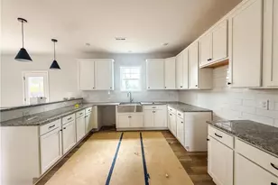 517 Brickendon (Lot 302) Ln, Raeford, NC 28376 - Photo 4