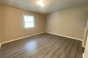 4959-A Fieldcrest Dr, Fayetteville, NC 28303 - Photo 8