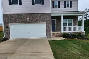 15 Charlies Bnd Wy, Spring Lake, NC 28390 - Photo 2