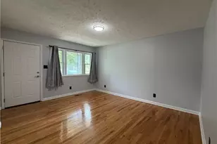 1417 Granada Dr, Fayetteville, NC 28314 - Photo 6