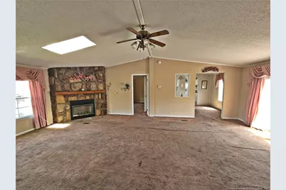 608 Old Whiteville Road, Lumberton, NC 28358 - Photo 6