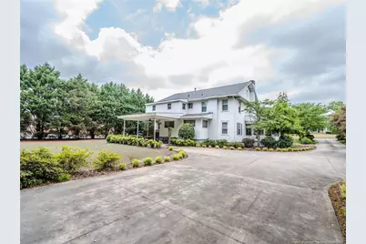 212 E Third Avenue, Red Springs, NC 28377 - Photo 2
