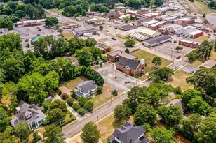 212 E 3rd Ave, Red Springs, NC 28377 - Photo 50