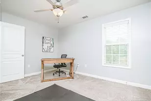 5003 Waterloo Ave, Fayetteville, NC 28314 - Photo 16