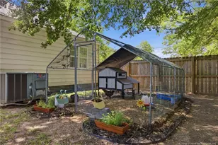 202 N Jackson St, Raeford, NC 28376 - Photo 2