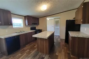 262 Burns Rd, Lumberton, NC 28358 - Photo 4