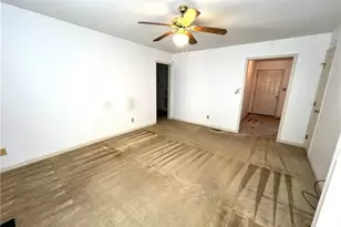 5305 Thackeray Dr, Fayetteville, NC 28306 - Photo 16