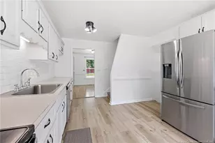 7514 Beverly Dr, Fayetteville, NC 28314 - Photo 16
