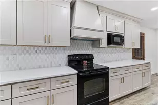 6859 Uppingham Rd, Fayetteville, NC 28306 - Photo 14
