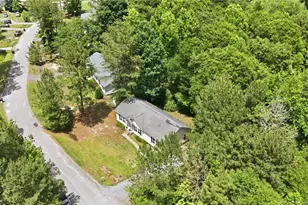 175 Country Walk Ln, Sanford, NC 27332 - Photo 4
