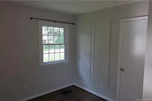 524 Country Club Dr, Fayetteville, NC 28301 - Photo 16