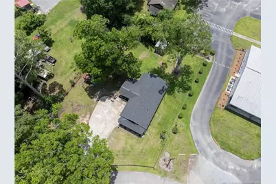 400 Anne Street, Bladenboro, NC 28320 - Photo 2