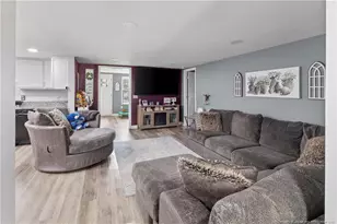 400 Anne St, Bladenboro, NC 28320 - Photo 14