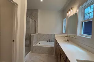 101 Graduate Ct, Spring Lake, NC 28390 - Photo 10