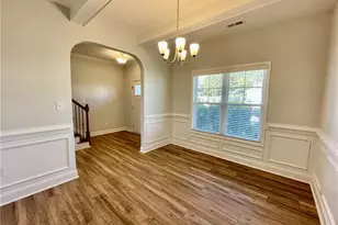 5137 Thruway Rd, Hope Mills, NC 28348 - Photo 4