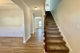 5137 Thruway Rd, Hope Mills, NC 28348 - Photo 2
