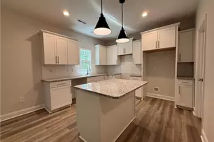 110 Driftwood Ct, Sanford, NC 27330 - Photo 20
