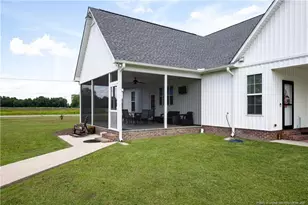 111 N Church St, Newton Grove, NC 28366 - Photo 32