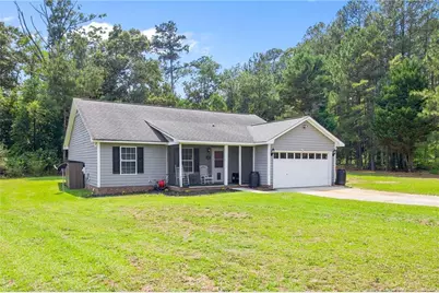203 Drew Street, Raeford, NC 28376 - Photo 2