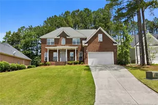31 Pine Hill Ct, Spring Lake, NC 28390 - Photo 2