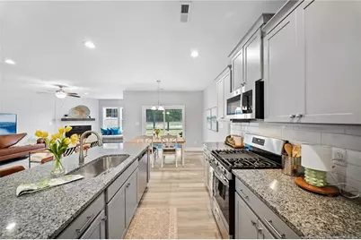 966 Kensington Park Rd Road, Fayetteville, NC 28311 - Photo 8