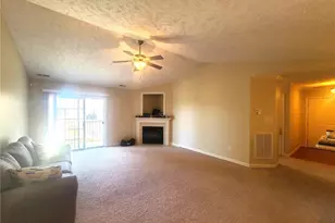 1761 Renwick Dr, Fayetteville, NC 28304 - Photo 6