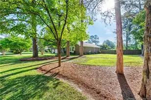 6481 Windy Creek Way, Fayetteville, NC 28306 - Photo 8